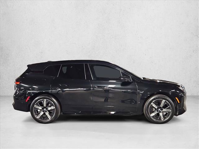 Certified 2026 BMW iX xDrive45 w/ Premium Package AWD/4WD image 4