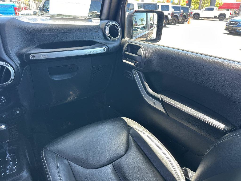 Used 2016 Jeep Wrangler Rubicon AWD/4WD image 18