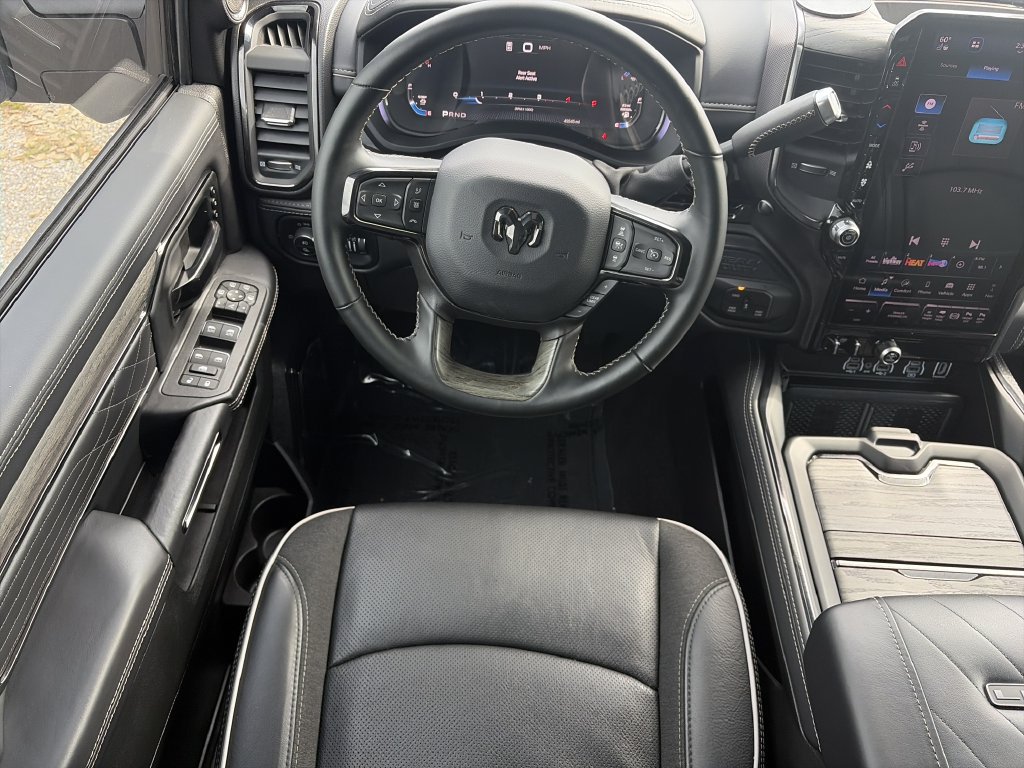 Used 2025 RAM 2500 Limited AWD/4WD image 14