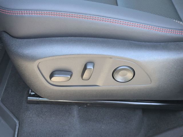 New 2026 Chevrolet Traverse RS image 13