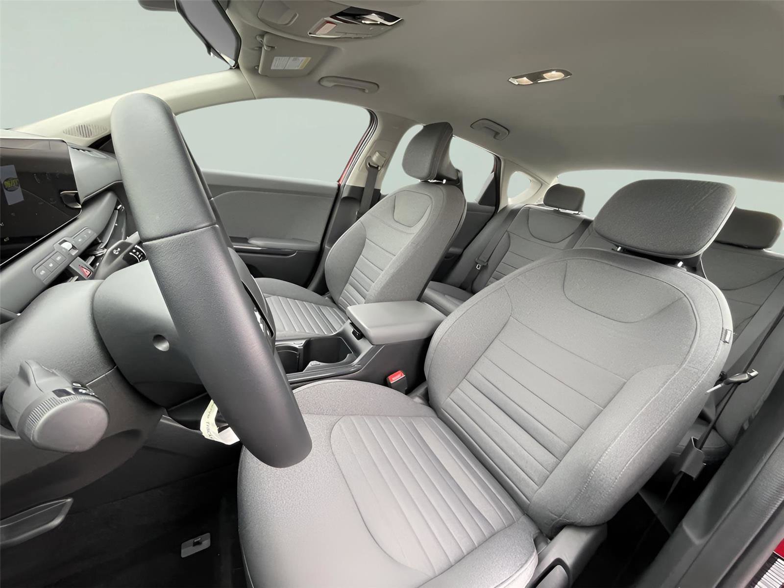 Used 2025 Kia K4 EX image 14