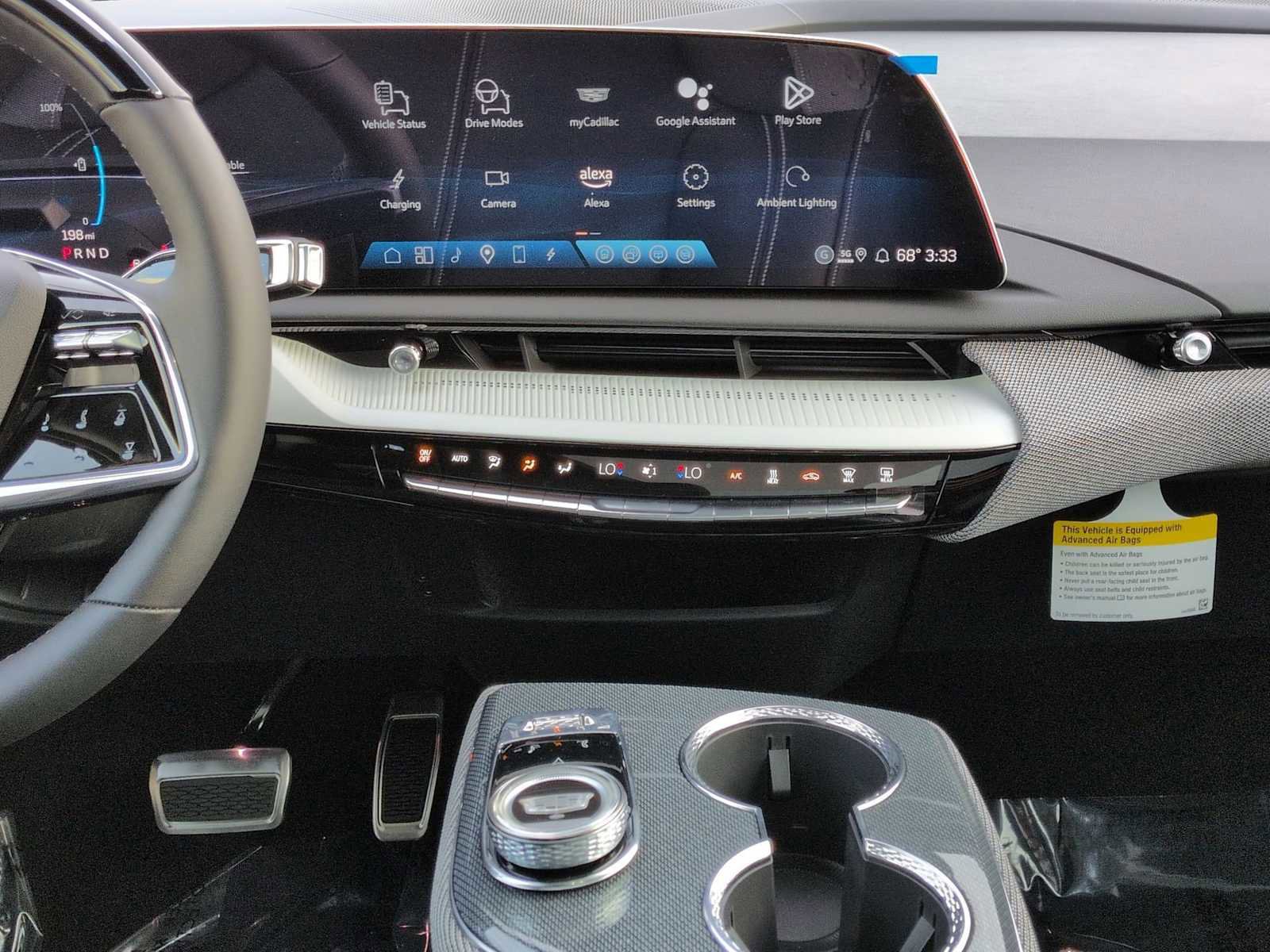 New 2025 Cadillac Optiq Luxury 1 image 18