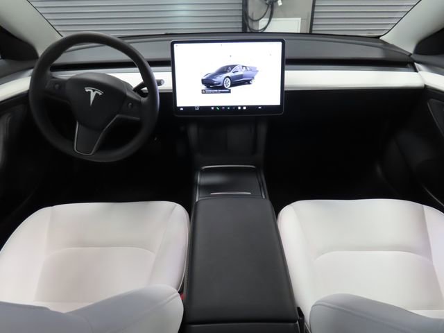 Used 2023 Tesla Model 3 Standard Range image 23