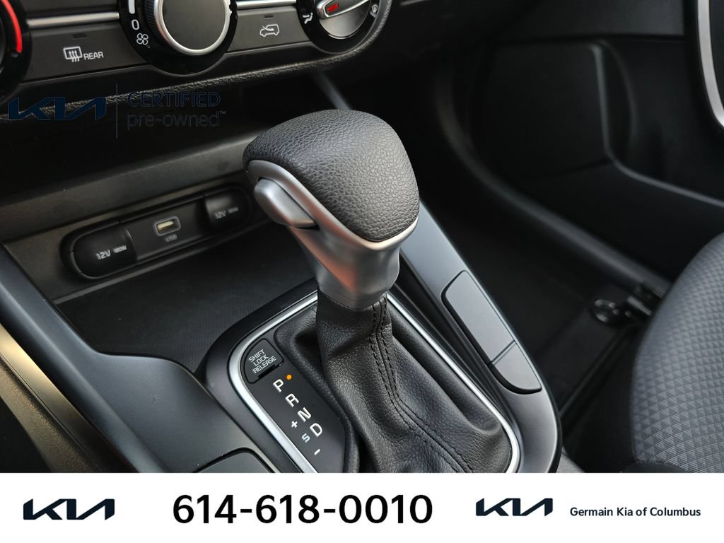 Certified 2025 Kia Soul LX w/ LX Technology Package FWD image 24