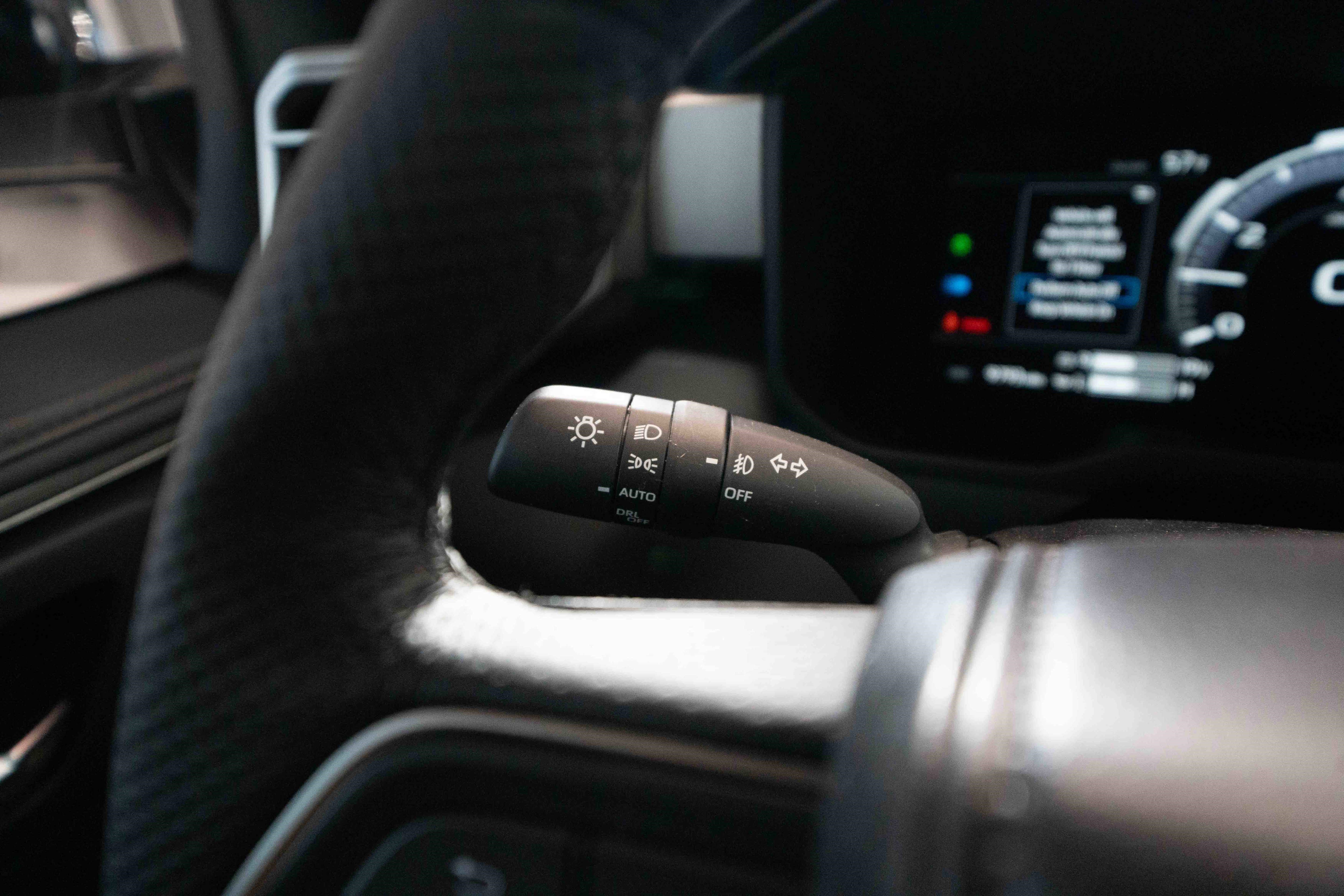 Used 2025 Toyota Sequoia Limited w/ Tow Technology Package image 13