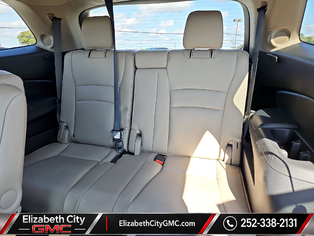 Used 2019 Honda Pilot Touring image 12