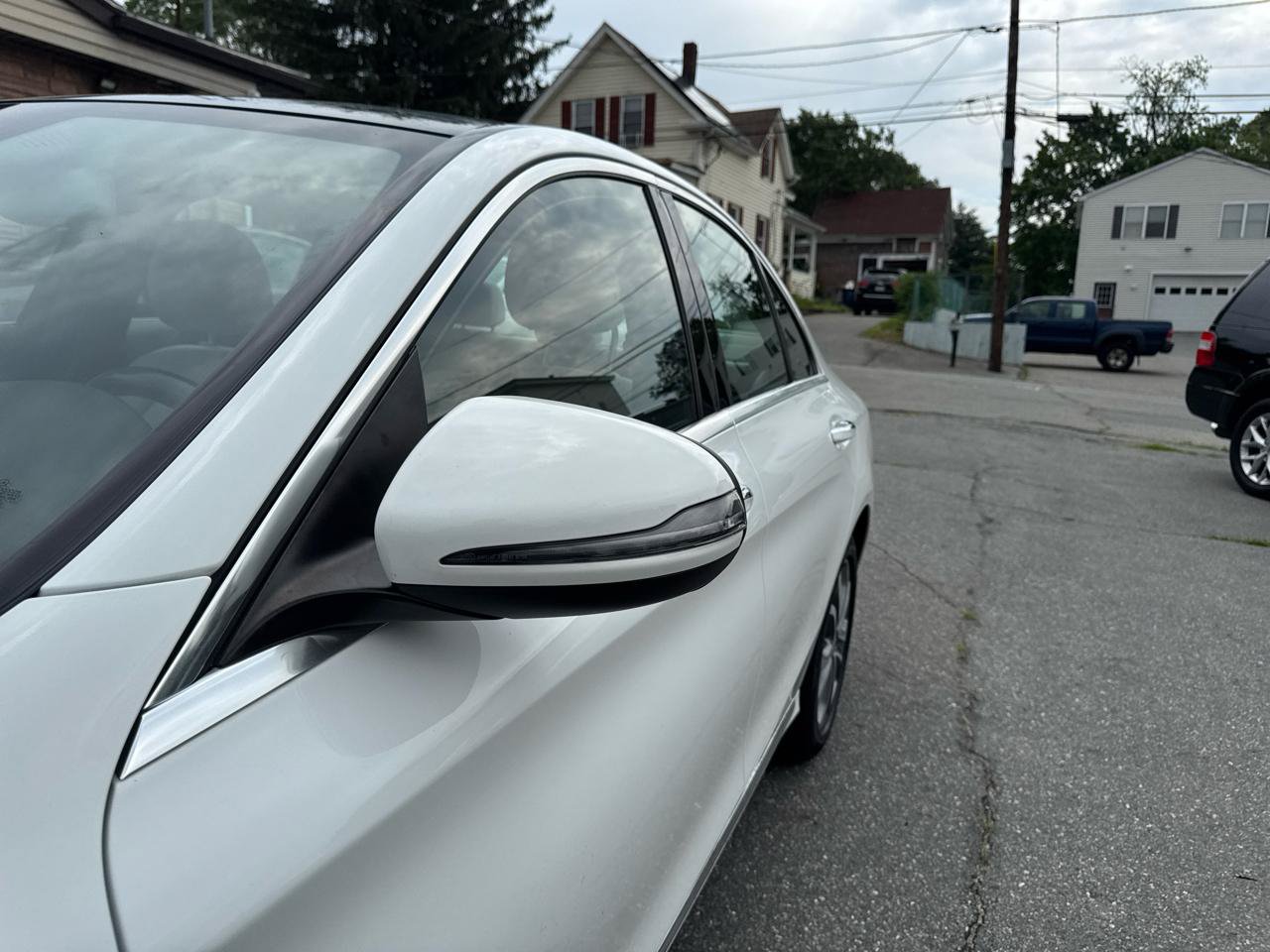 Used 2016 Mercedes-Benz C 300 4MATIC Sedan image 21