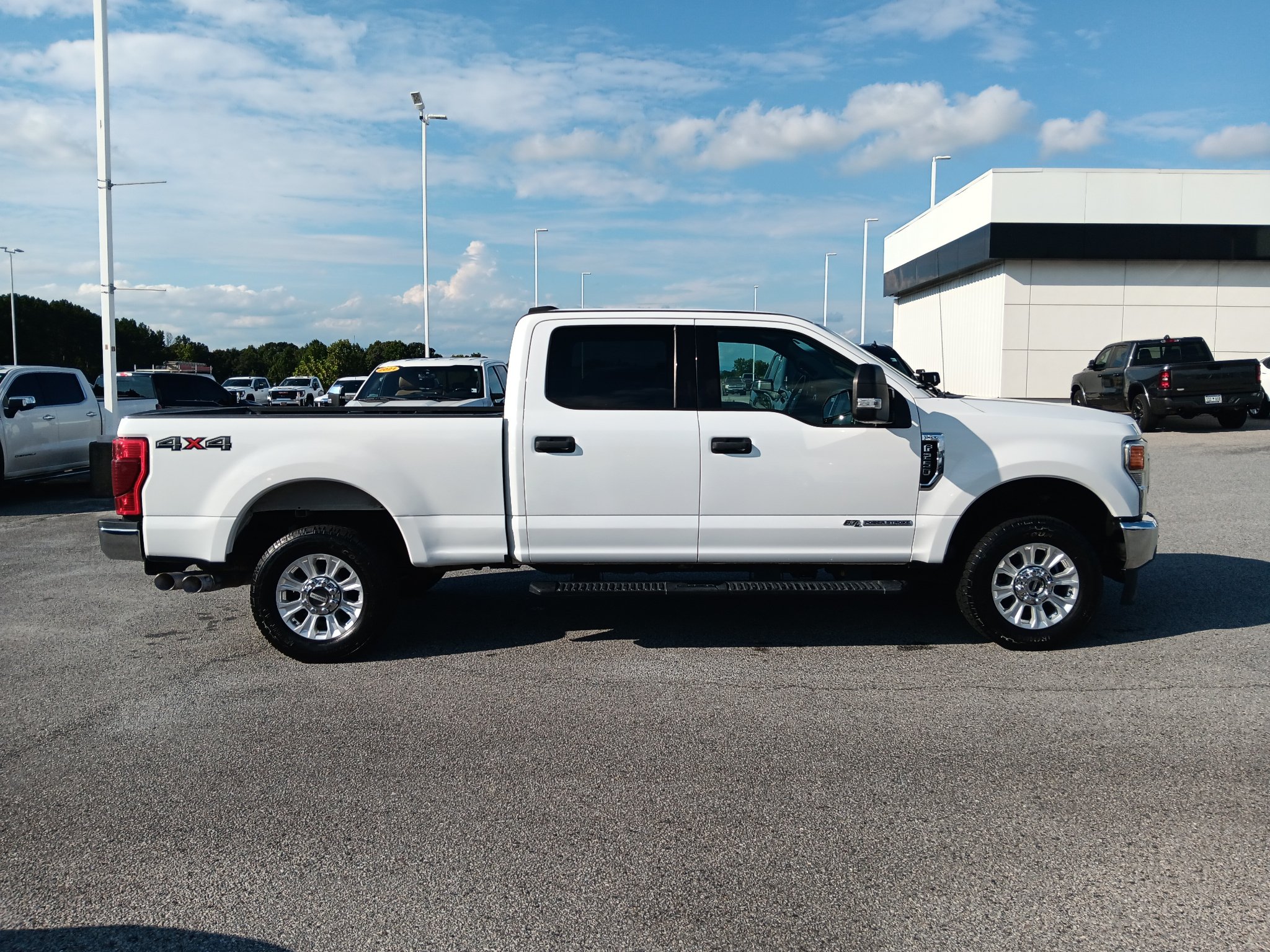 Used 2020 Ford F250 XLT AWD/4WD image 8