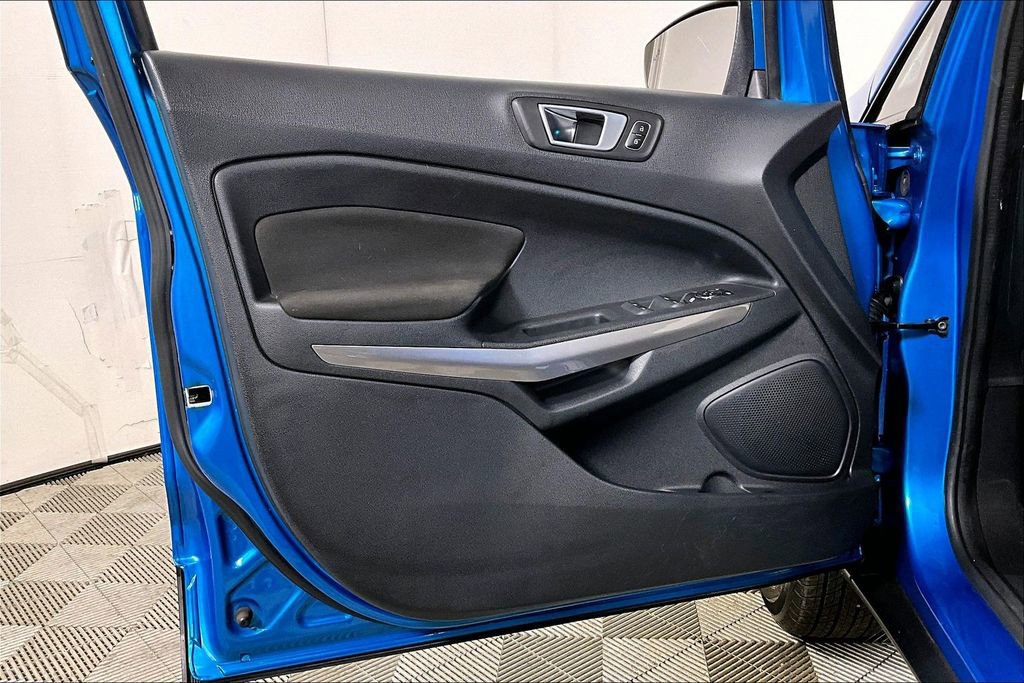 Used 2018 Ford EcoSport SE w/ SE Convenience Package image 23