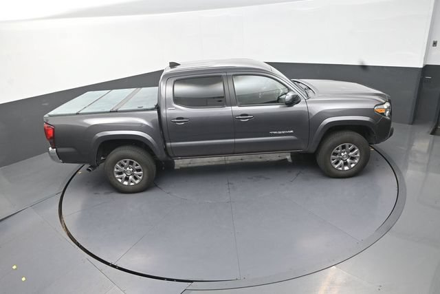 Used 2018 Toyota Tacoma SR5 RWD image 32
