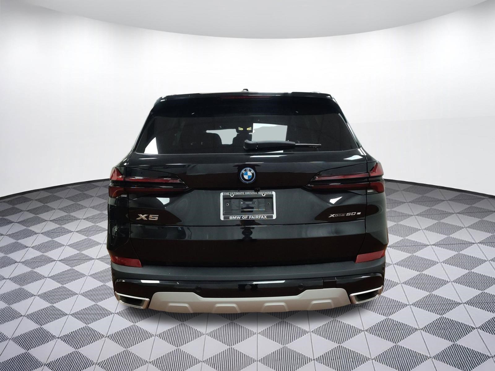 New 2026 BMW X5 xDrive50e image 9