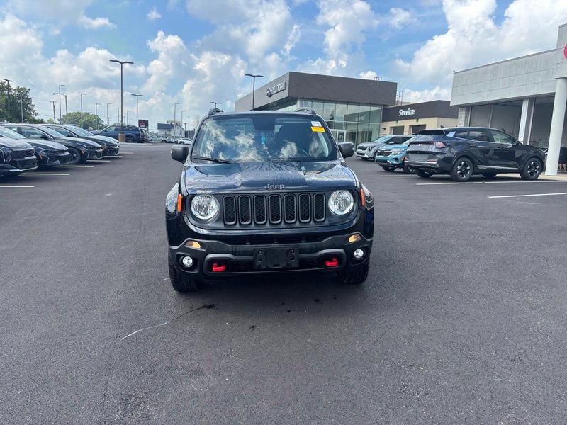 Used 2018 Jeep Renegade Trailhawk w/ UConnect 8.4 Nav Group AWD/4WD image 2