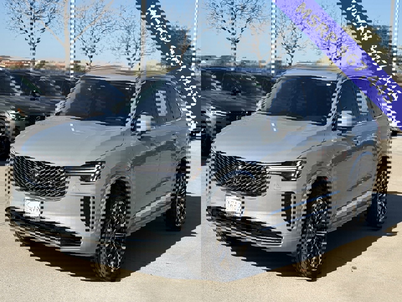 Certified 2025 Volvo XC90 B6 Plus image 3