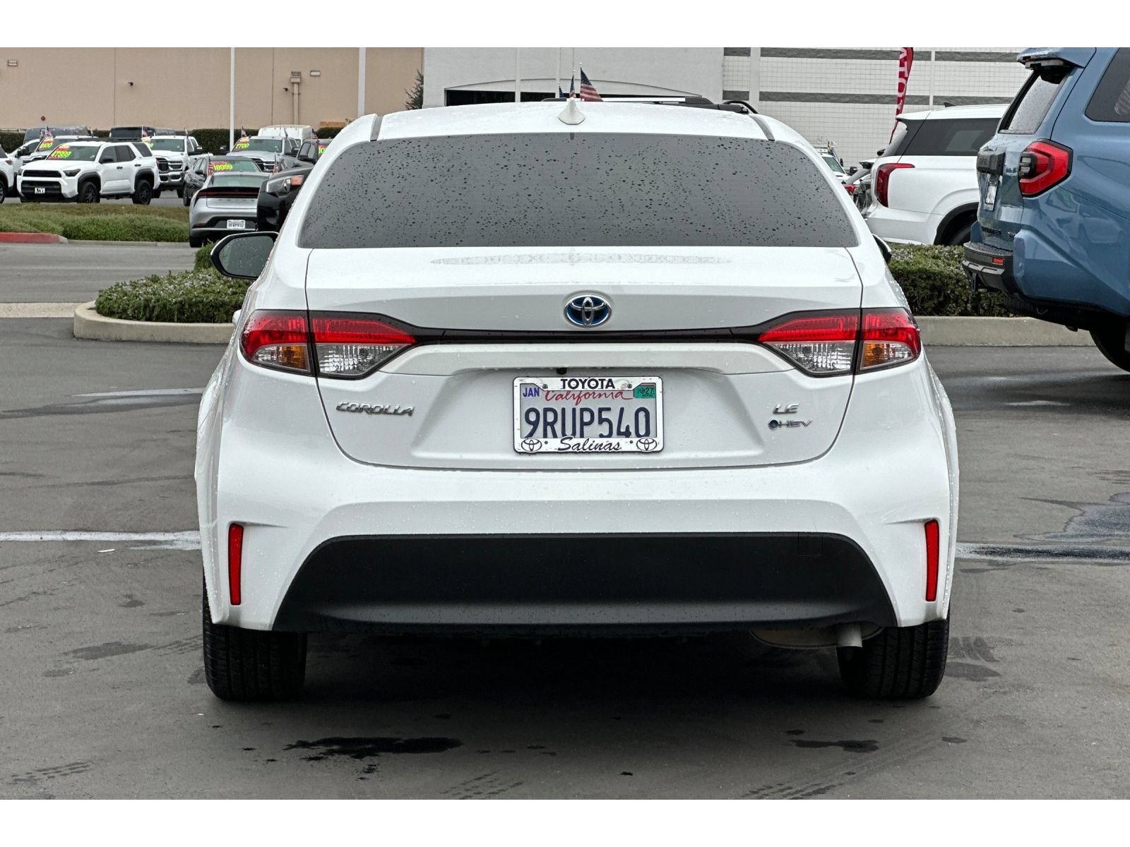 Used 2025 Toyota Corolla LE w/ LE Premium Package FWD image 5