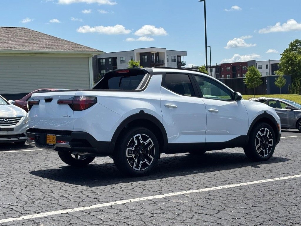 New 2025 Hyundai Santa Cruz Limited image 3