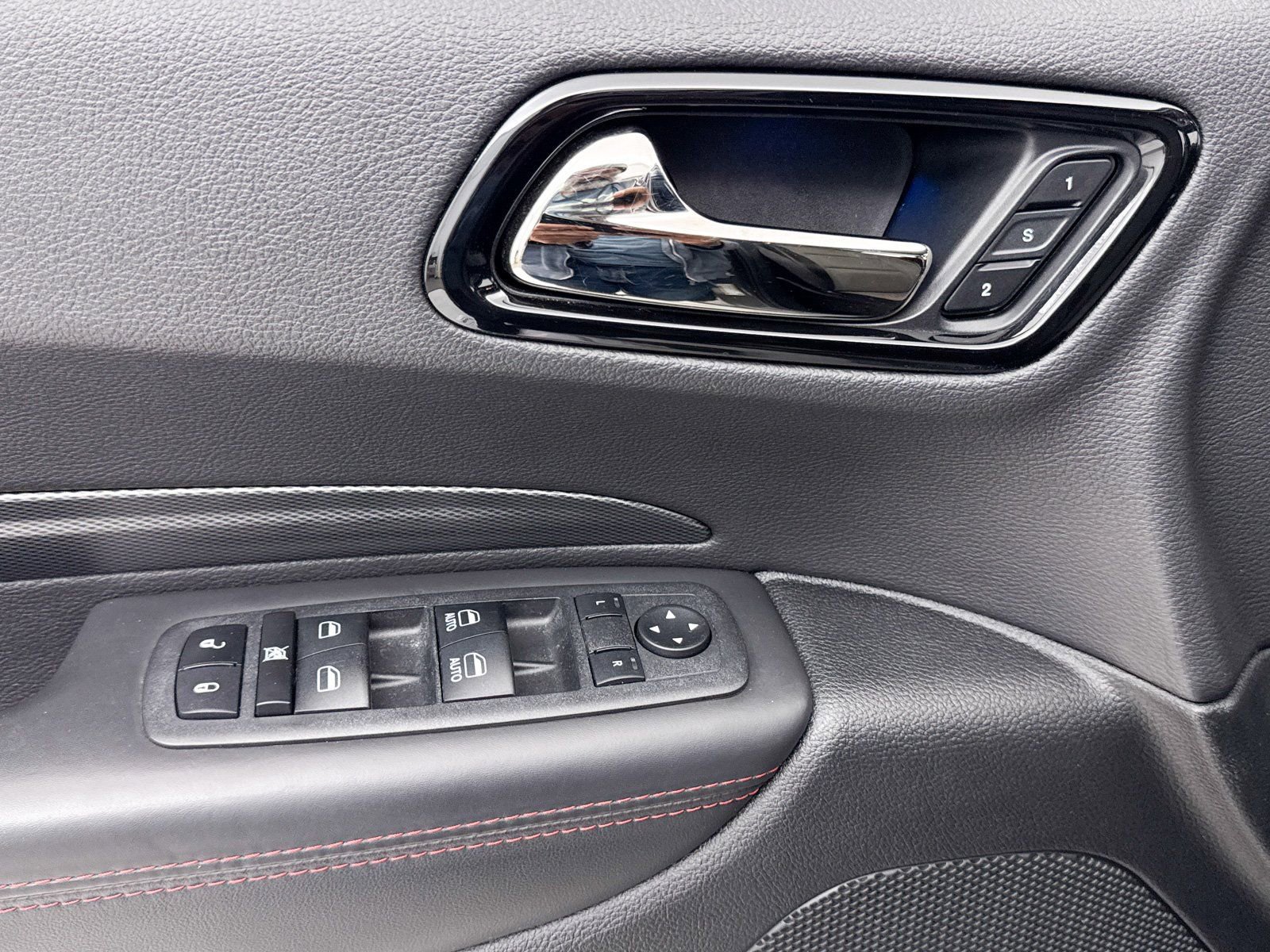 Used 2024 Dodge Durango GT image 31