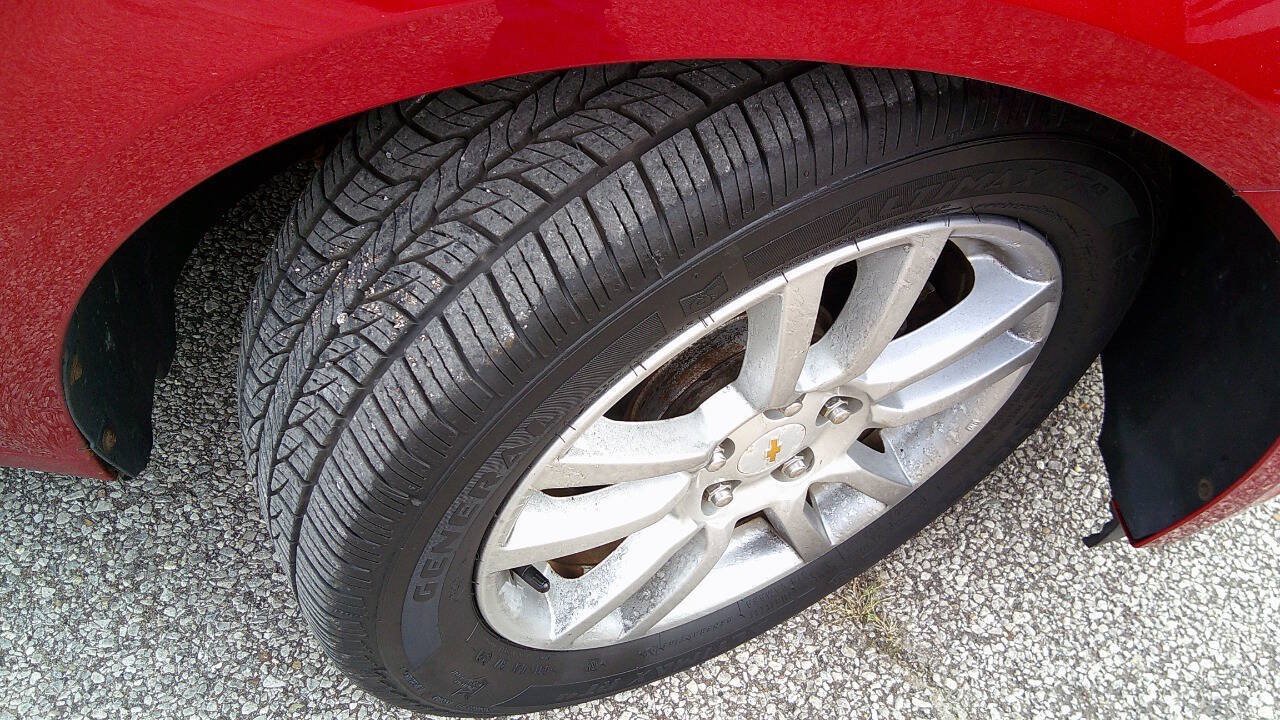 Used 2012 Chevrolet Sonic LT FWD image 28