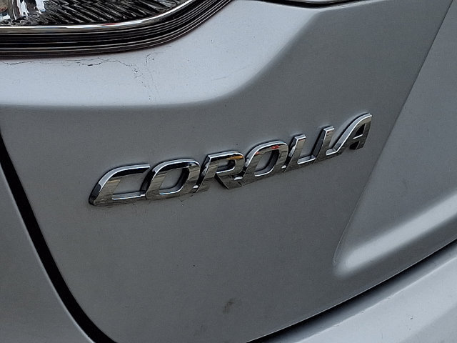 Certified 2022 Toyota Corolla LE w/ LE Convenience Package FWD image 18