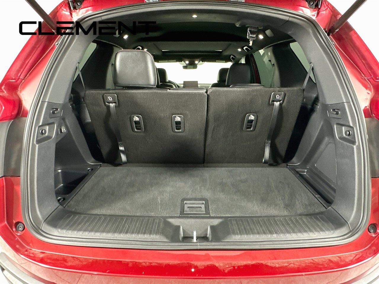 Used 2025 Honda Pilot TrailSport image 11