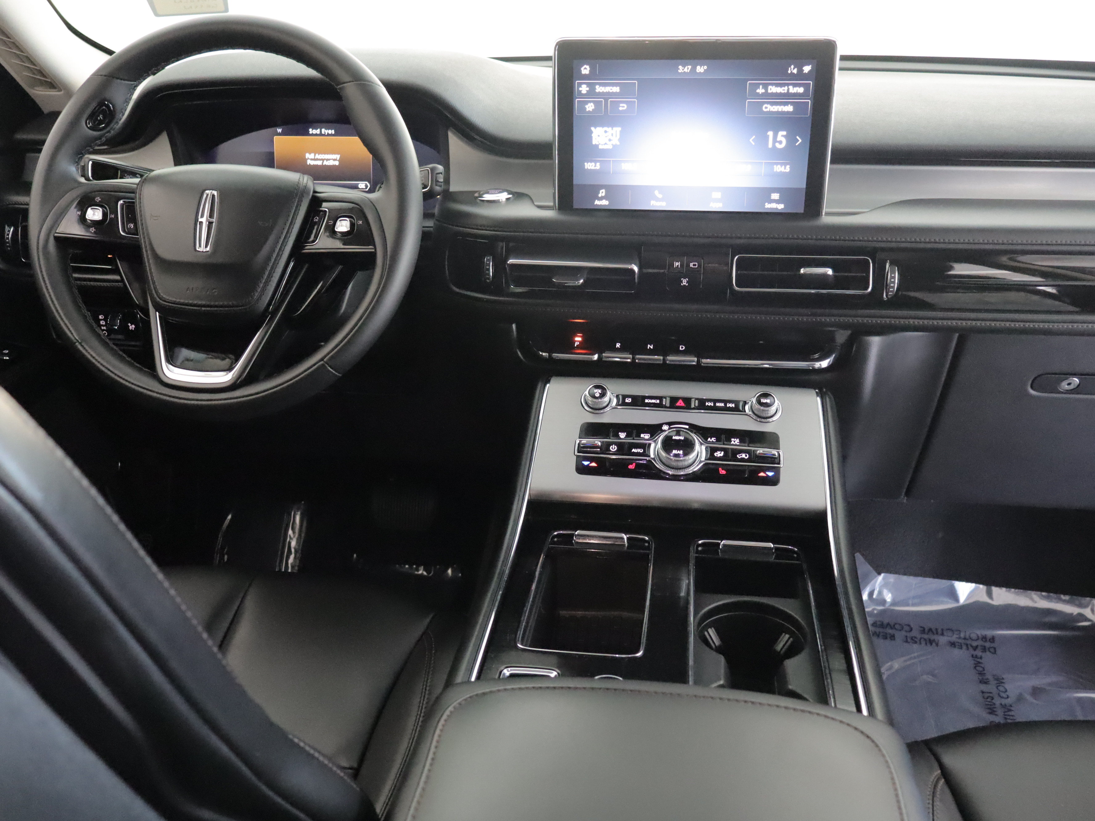 Used 2023 Lincoln Aviator AWD w/ Premium Package image 2