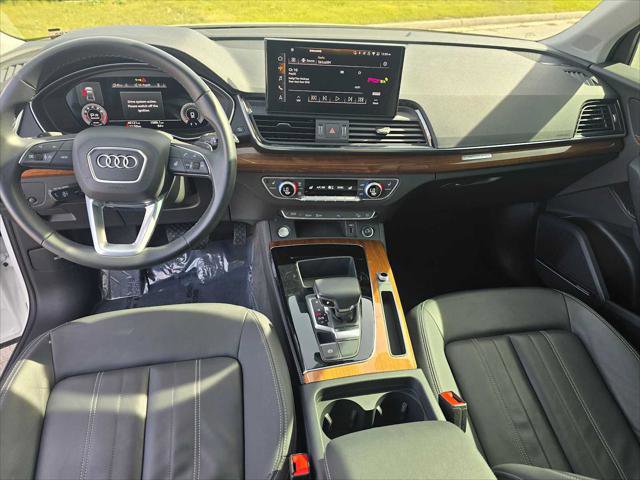 Used 2023 Audi Q5 2.0T Premium Plus w/ Premium Plus Package AWD/4WD image 22