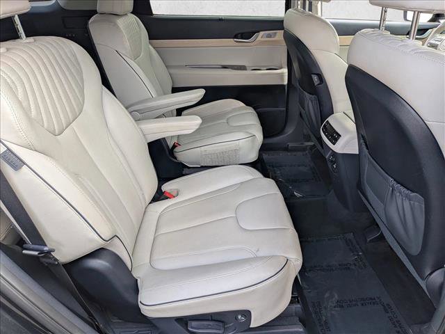 Used 2024 Hyundai Palisade Limited image 20