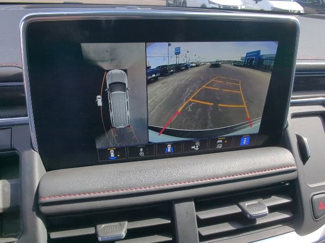 Used 2023 Chevrolet Suburban RST w/ Luxury Package image 32