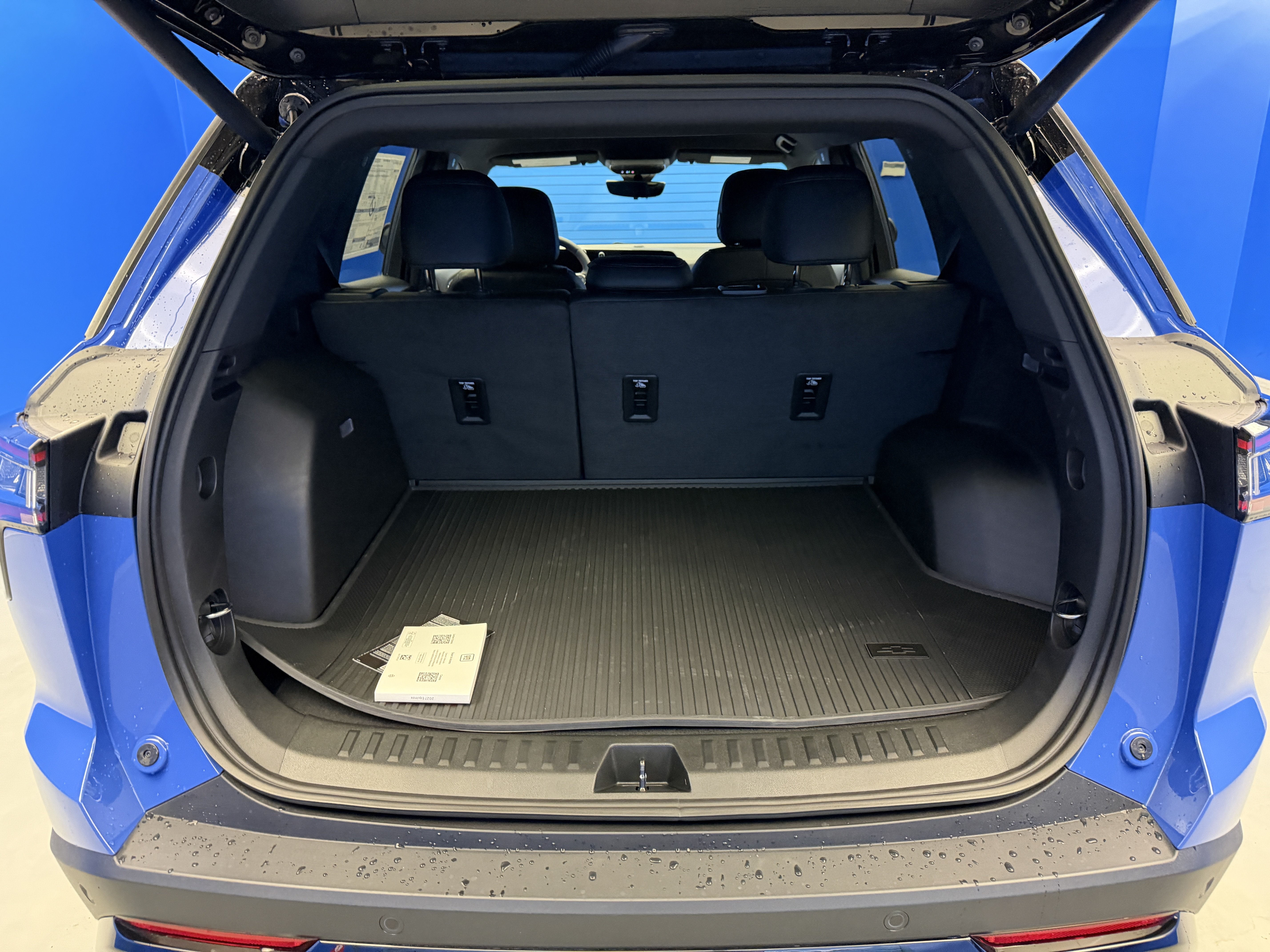 New 2027 Chevrolet Equinox RS w/ Safety and Technology Package FWD image 28