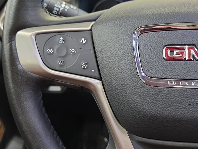 Used 2019 GMC Acadia Denali w/ Technology Package AWD/4WD image 16
