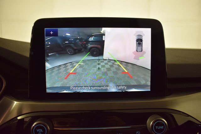 Used 2022 Ford Escape Titanium w/ Class II Trailer Tow Package image 24