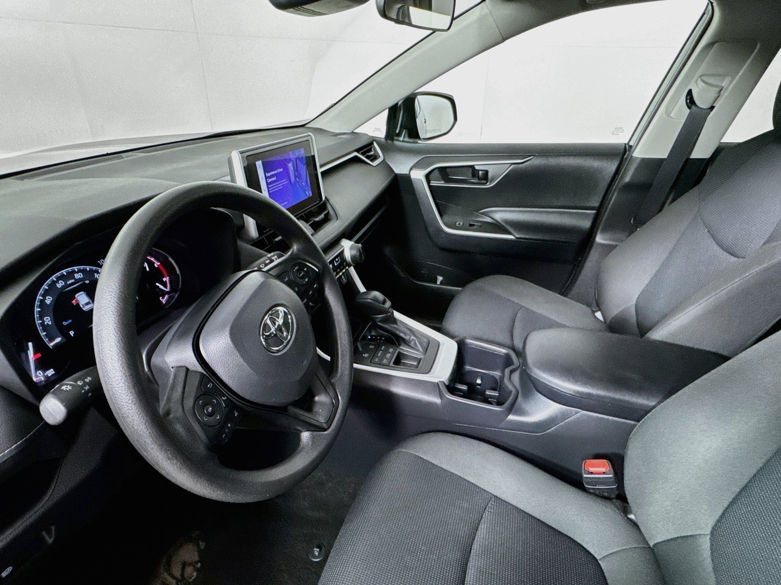 Certified 2025 Toyota RAV4 LE AWD/4WD image 11