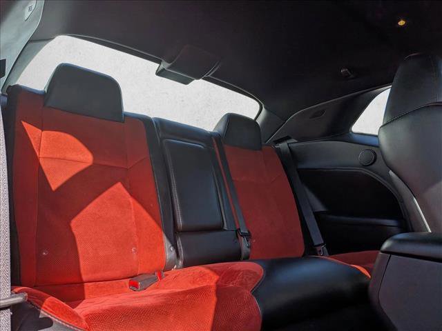 Used 2015 Dodge Challenger R/T Plus image 21