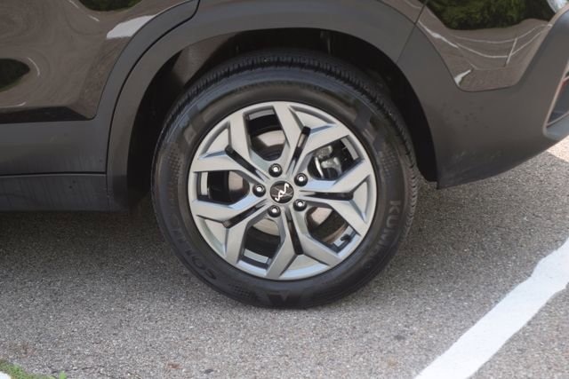 Used 2025 Kia Seltos LX AWD/4WD image 26