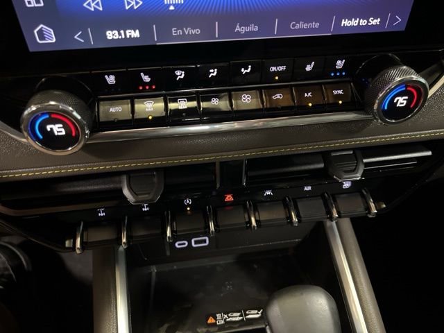 Used 2023 Chevrolet Colorado ZR2 w/ ZR2 Convenience Package III image 40