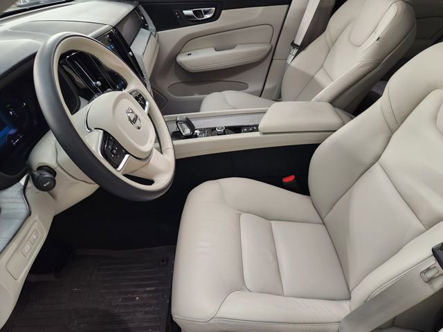 Used 2025 Volvo XC60 T8 Plus w/ Protection Package Premier image 13