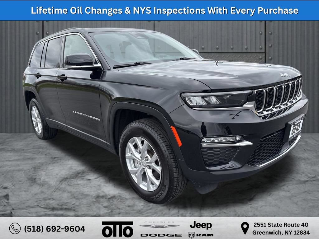 Used 2023 Jeep Grand Cherokee Limited AWD/4WD image 1