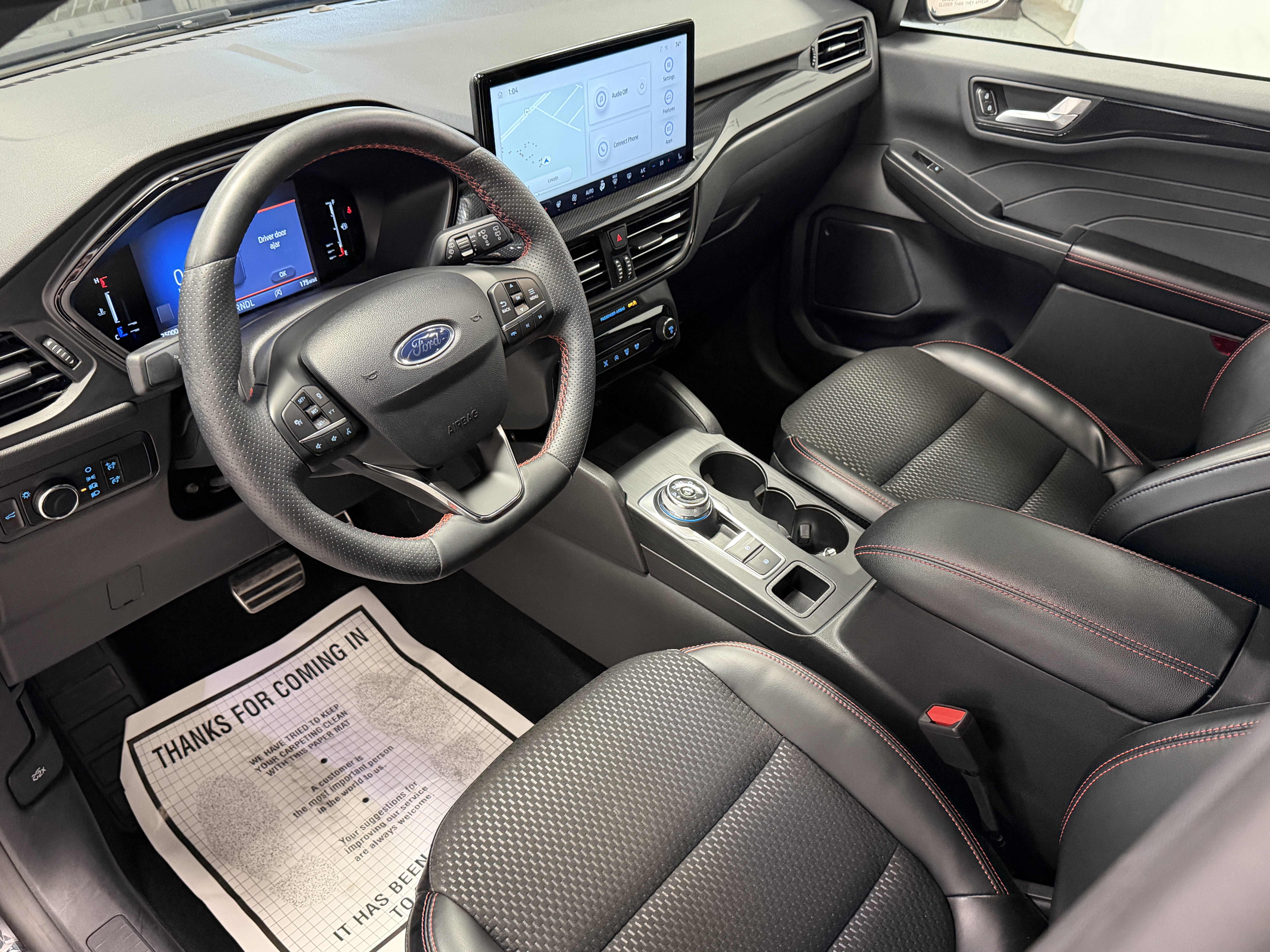 Used 2024 Ford Escape ST-Line w/ Tech Pack #1 AWD/4WD image 4