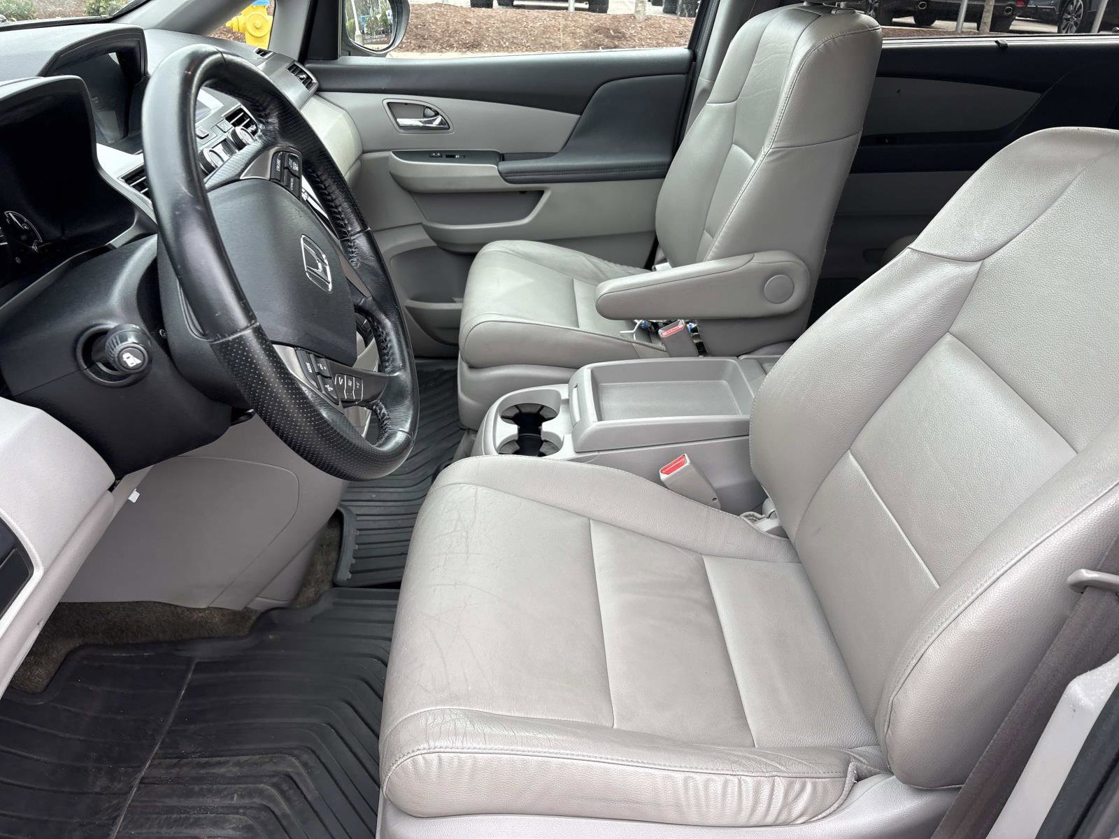 Used 2015 Honda Odyssey EX-L image 13