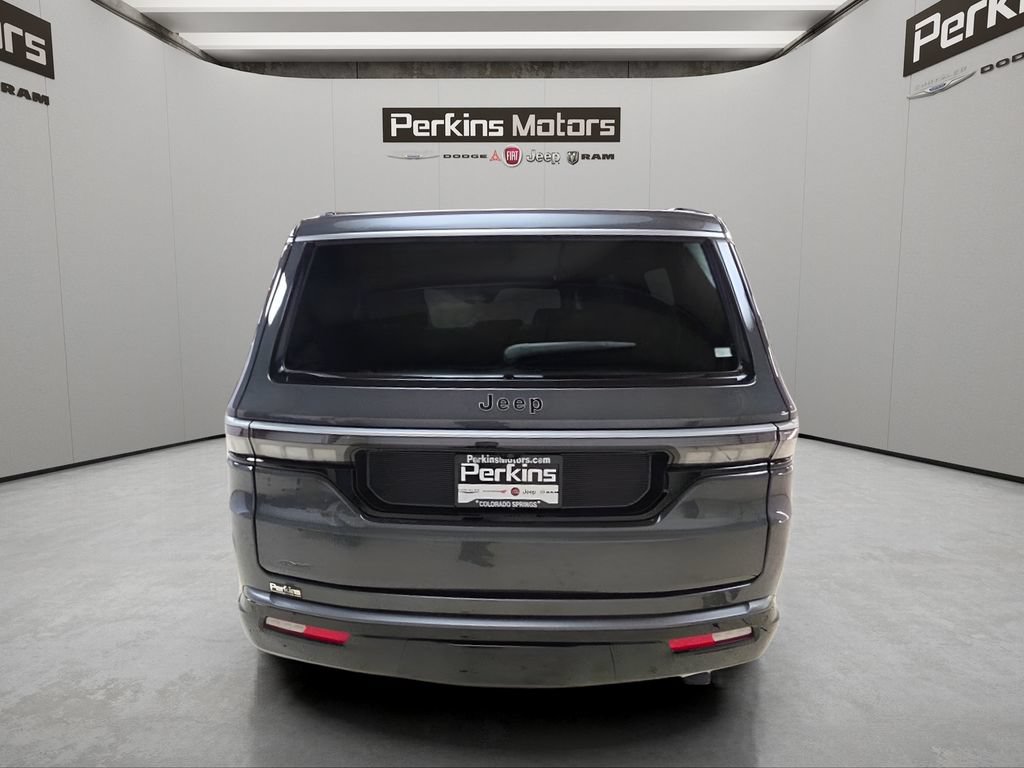 New 2026 Jeep Grand Wagoneer 4WD w/ Premium Group I image 4
