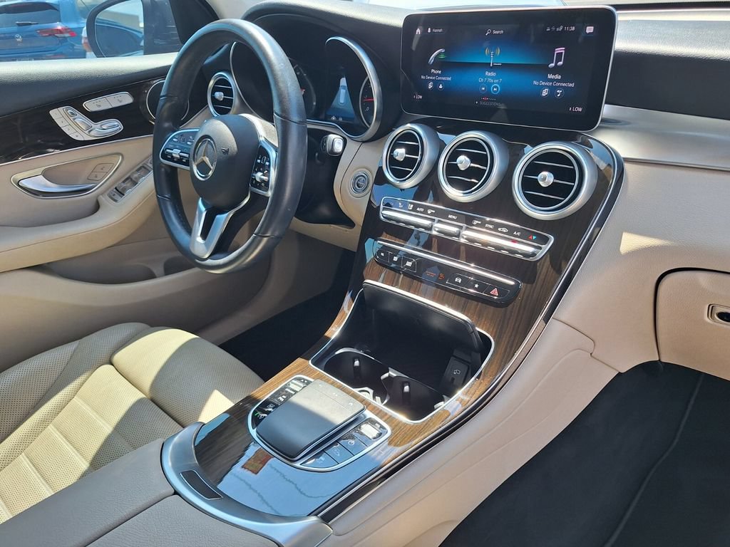 Used 2021 Mercedes-Benz GLC 300 image 24