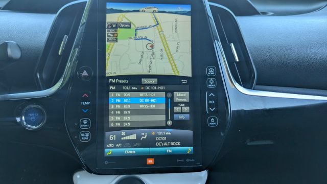 Used 2018 Toyota Prius Prime Advanced FWD image 27