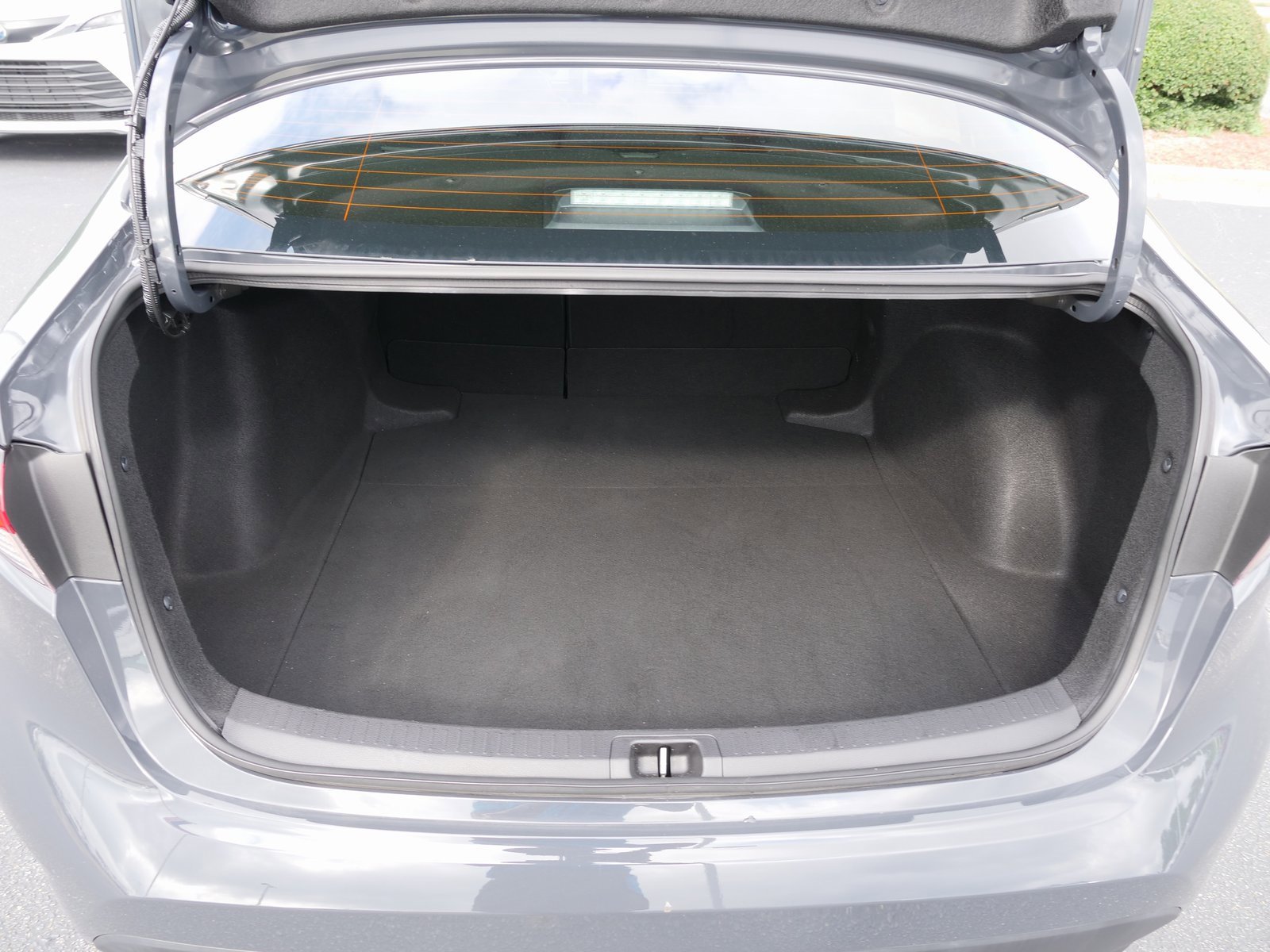 Used 2025 Toyota Corolla LE image 13