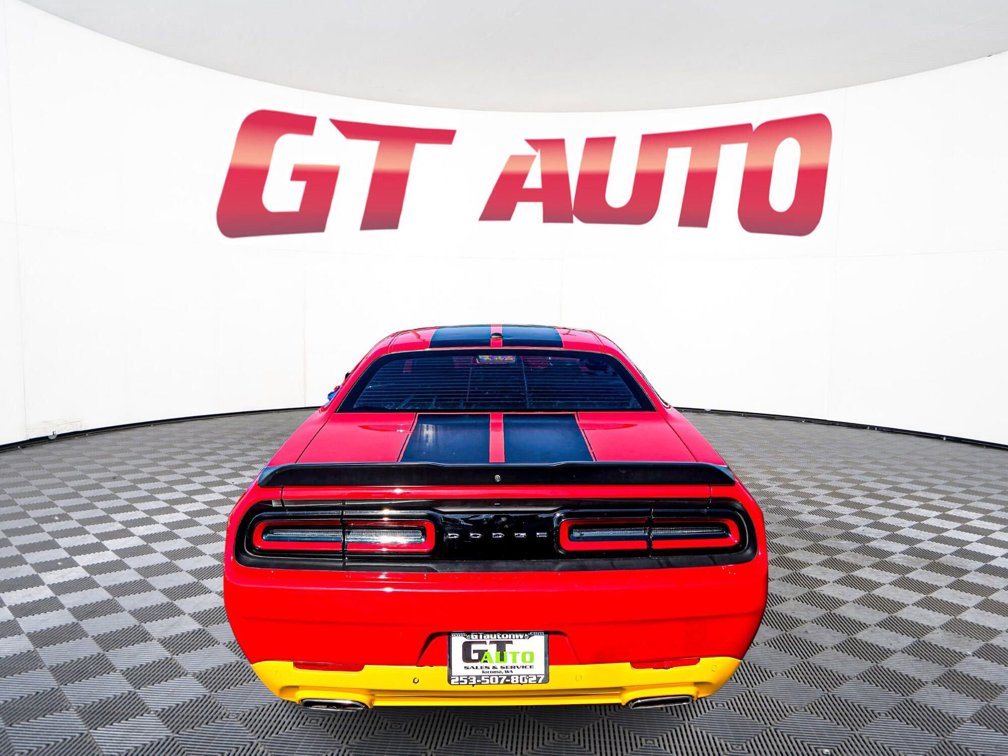 Used 2023 Dodge Challenger GT image 6