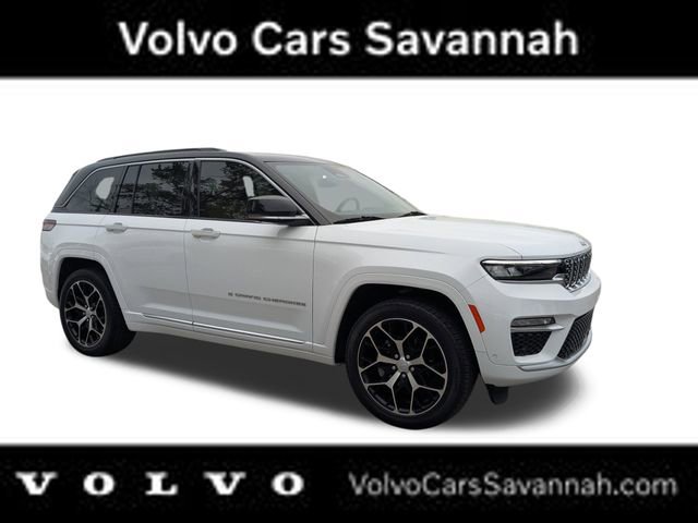 Used 2025 Jeep Grand Cherokee Summit image 2