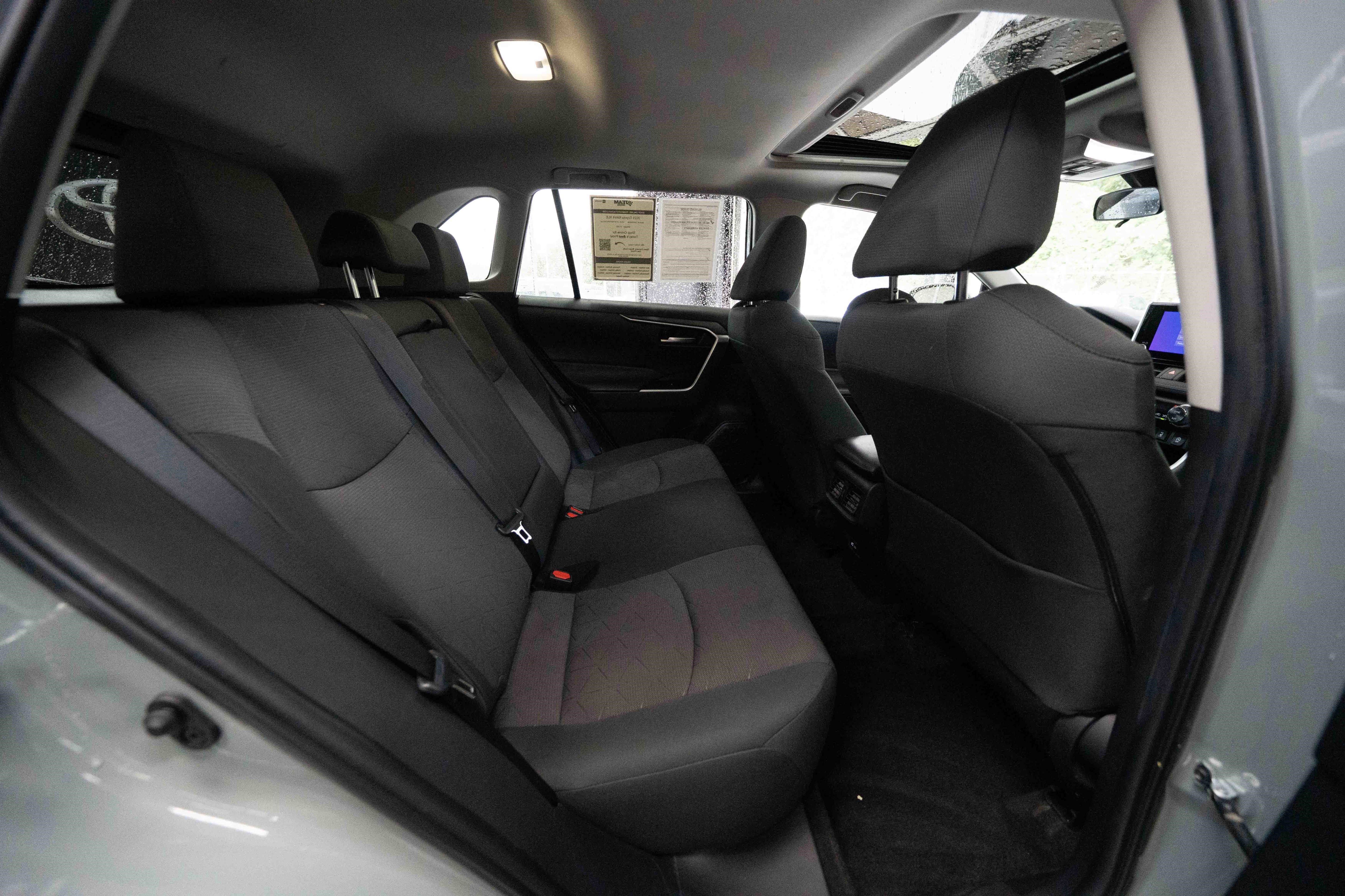 Used 2023 Toyota RAV4 XLE w/ Convenience Package AWD/4WD image 29