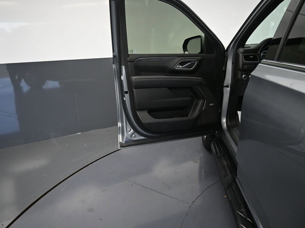 Used 2023 GMC Yukon XL SLT image 29