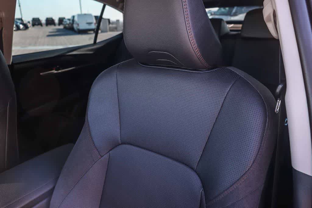 Used 2025 Toyota Camry XLE FWD image 25