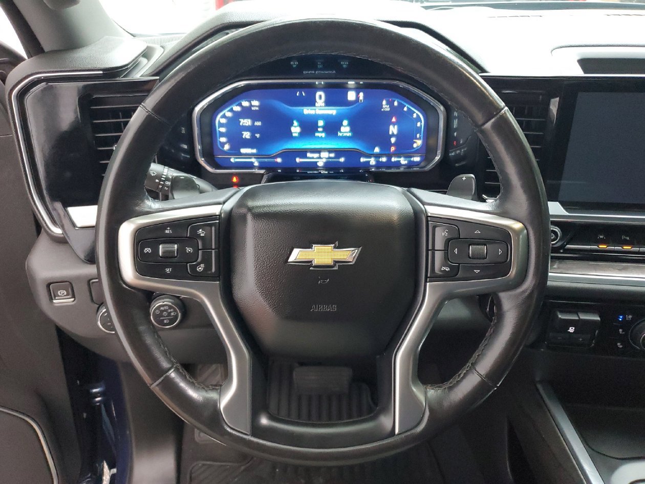 Used 2023 Chevrolet Silverado 1500 LTZ RWD image 21