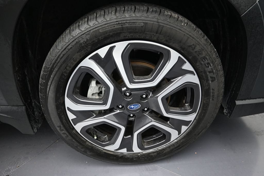 Used 2023 Subaru Ascent Limited AWD/4WD image 9