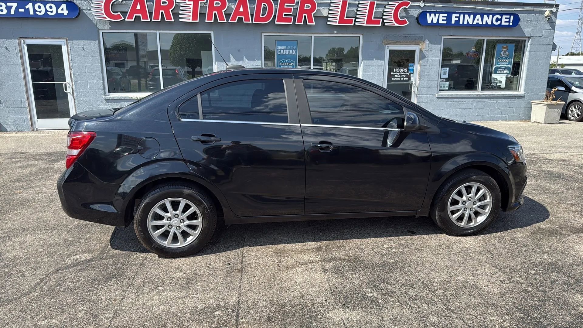 Used 2019 Chevrolet Sonic LT w/ Convenience Package FWD image 6